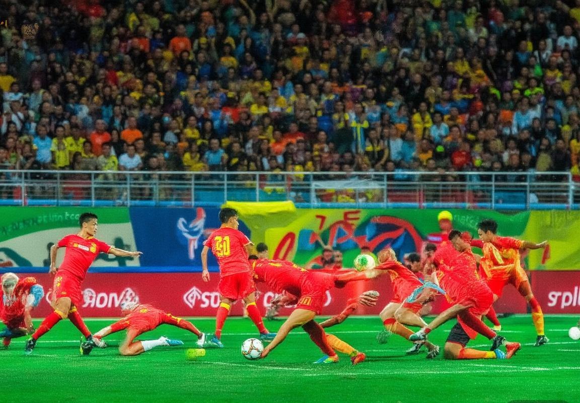 中泰男足对决：友谊赛中的文化交融与战术对决